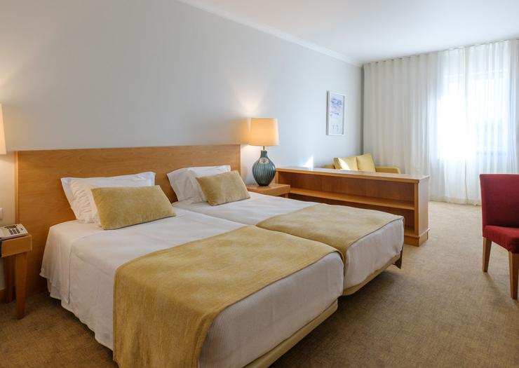 Habitación Estándar Familiar Hotel Santa Maria Fátima Habitación Estándar Familiar Hotel Santa Maria Fátima
