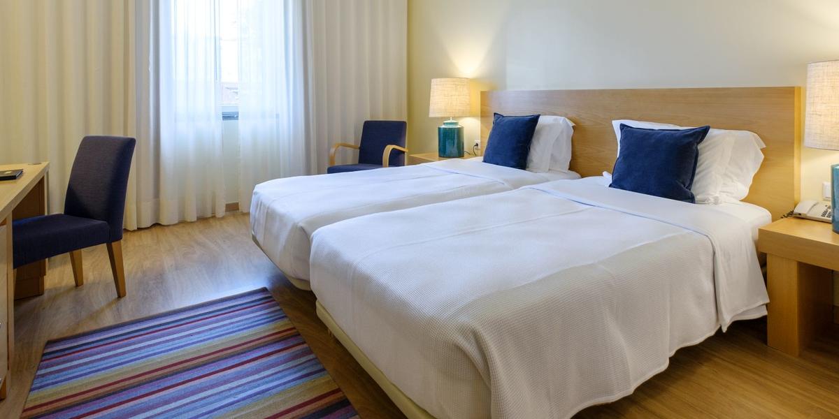 Chambres Doubles / Twin Standards Hôtel Santa Maria Fatima Chambres Doubles / Twin Standards Hôtel Santa Maria Fatima
