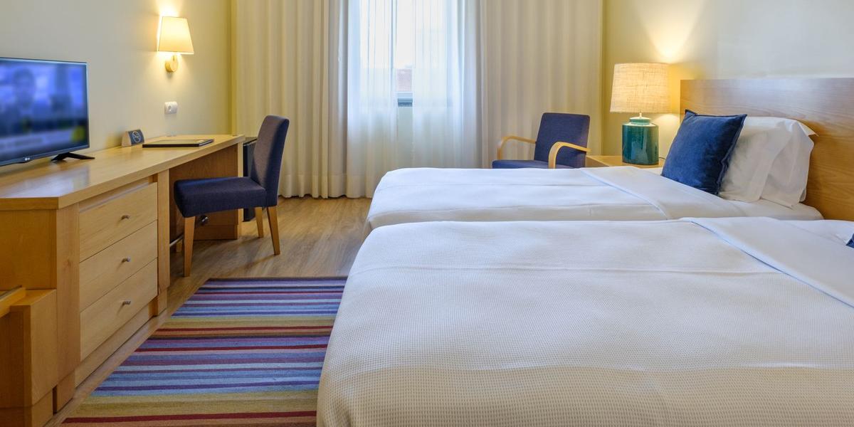 Chambres Doubles / Twin Standards Hôtel Santa Maria Fatima Chambres Doubles / Twin Standards Hôtel Santa Maria Fatima