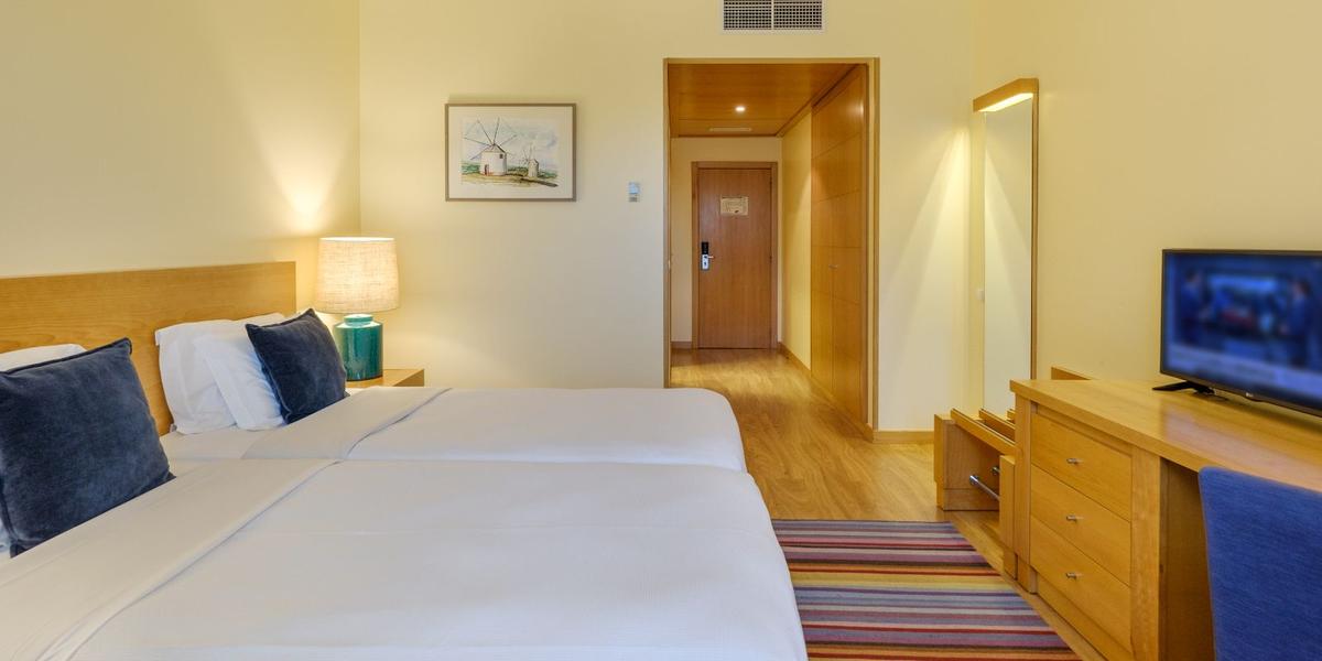 Chambres Doubles / Twin Standards Hôtel Santa Maria Fatima Chambres Doubles / Twin Standards Hôtel Santa Maria Fatima