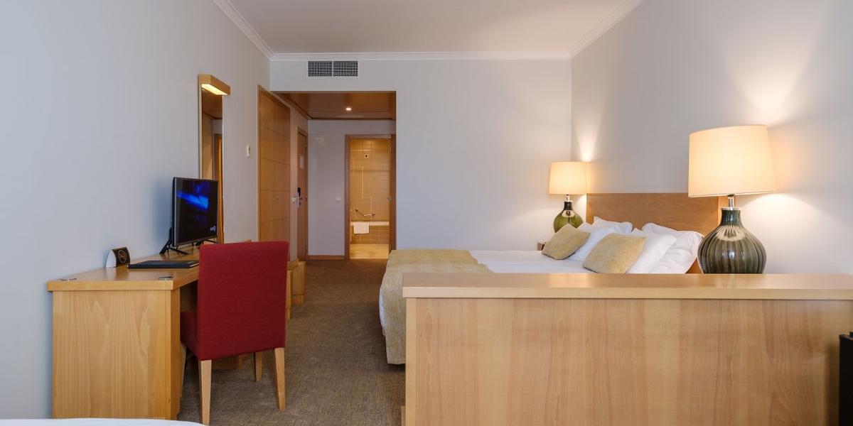 Triple Standard Room Hotel Santa Maria Fatima Triple Standard Room Hotel Santa Maria Fatima
