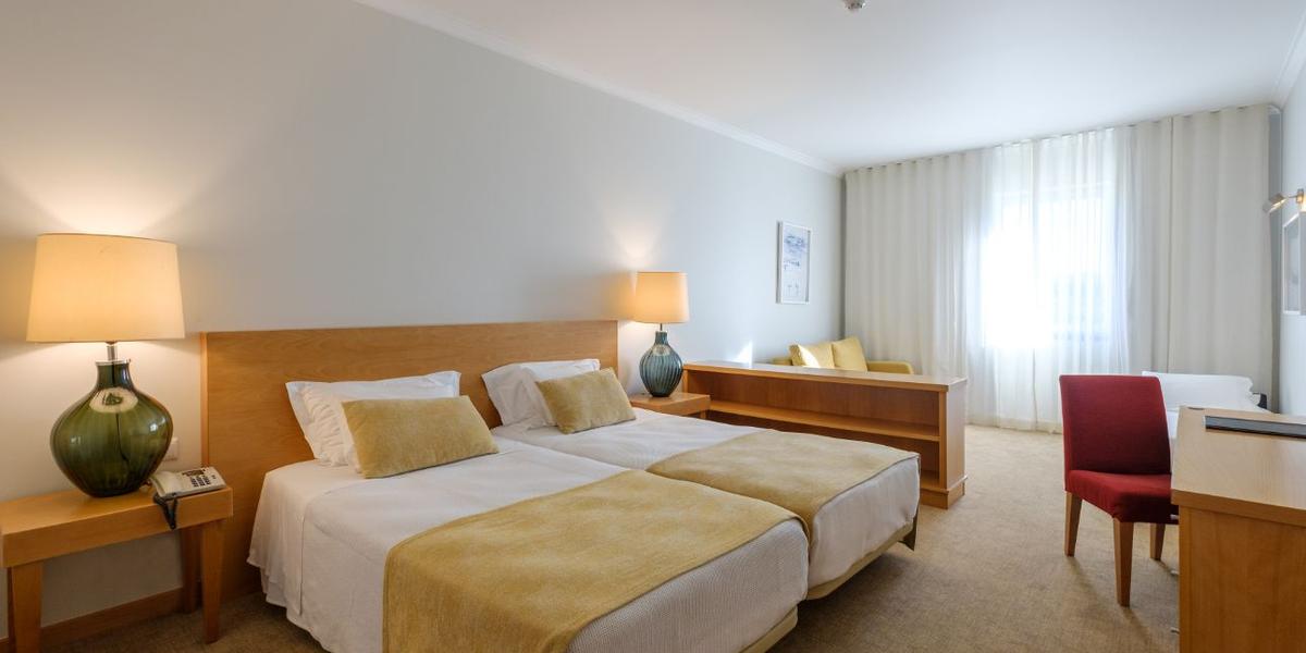 Triple Standard Room Hotel Santa Maria Fatima Triple Standard Room Hotel Santa Maria Fatima